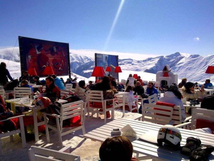 Stuning Views On Mountains, Gudauri Apartment Exterior photo